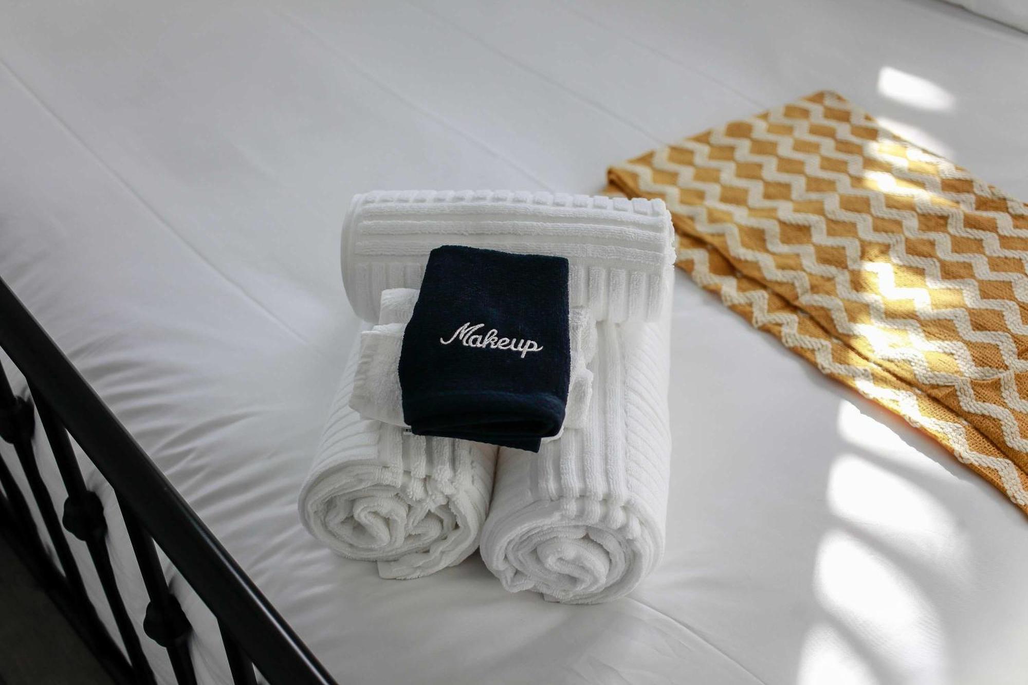 Sojourn 2 Bedroom Steps To The Beach Sleeps 4 Virginia Beach Exterior foto