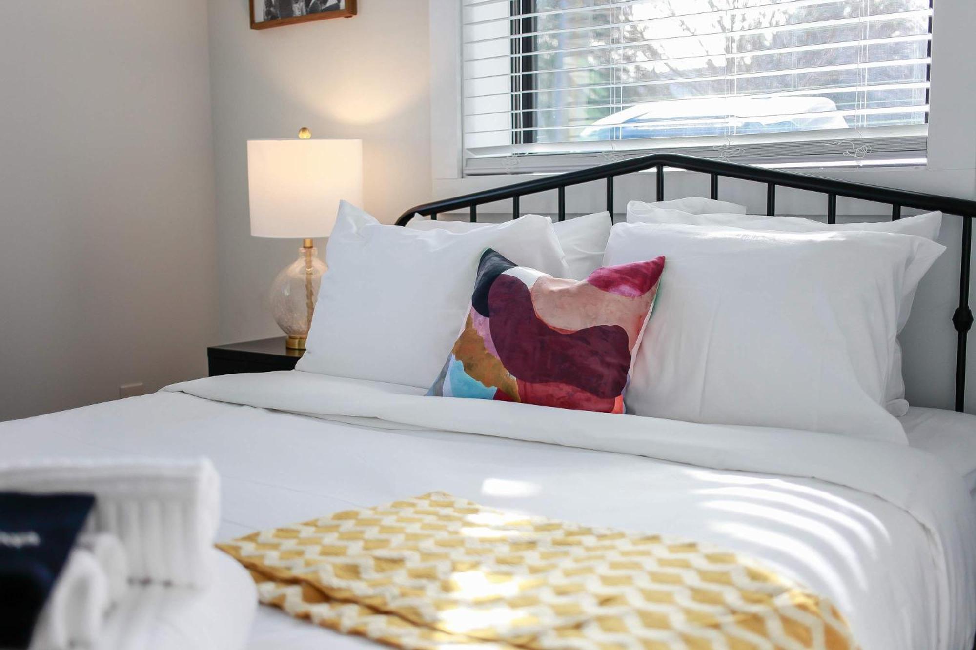Sojourn 2 Bedroom Steps To The Beach Sleeps 4 Virginia Beach Exterior foto